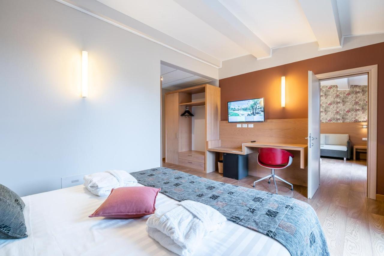 Relais Bellaria Hotel & Congressi Сан-Лаццаро-ді-Савена Екстер'єр фото
