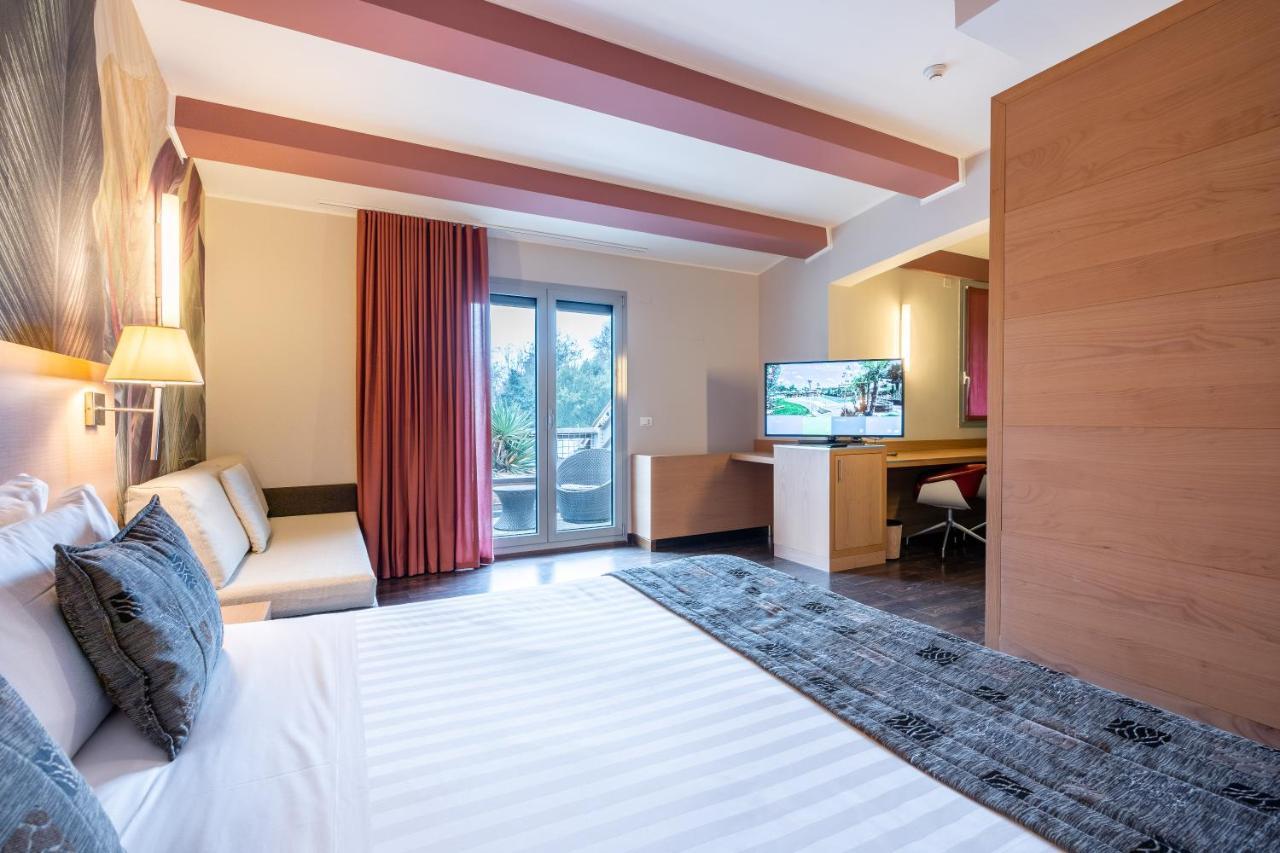 Relais Bellaria Hotel & Congressi Сан-Лаццаро-ді-Савена Екстер'єр фото
