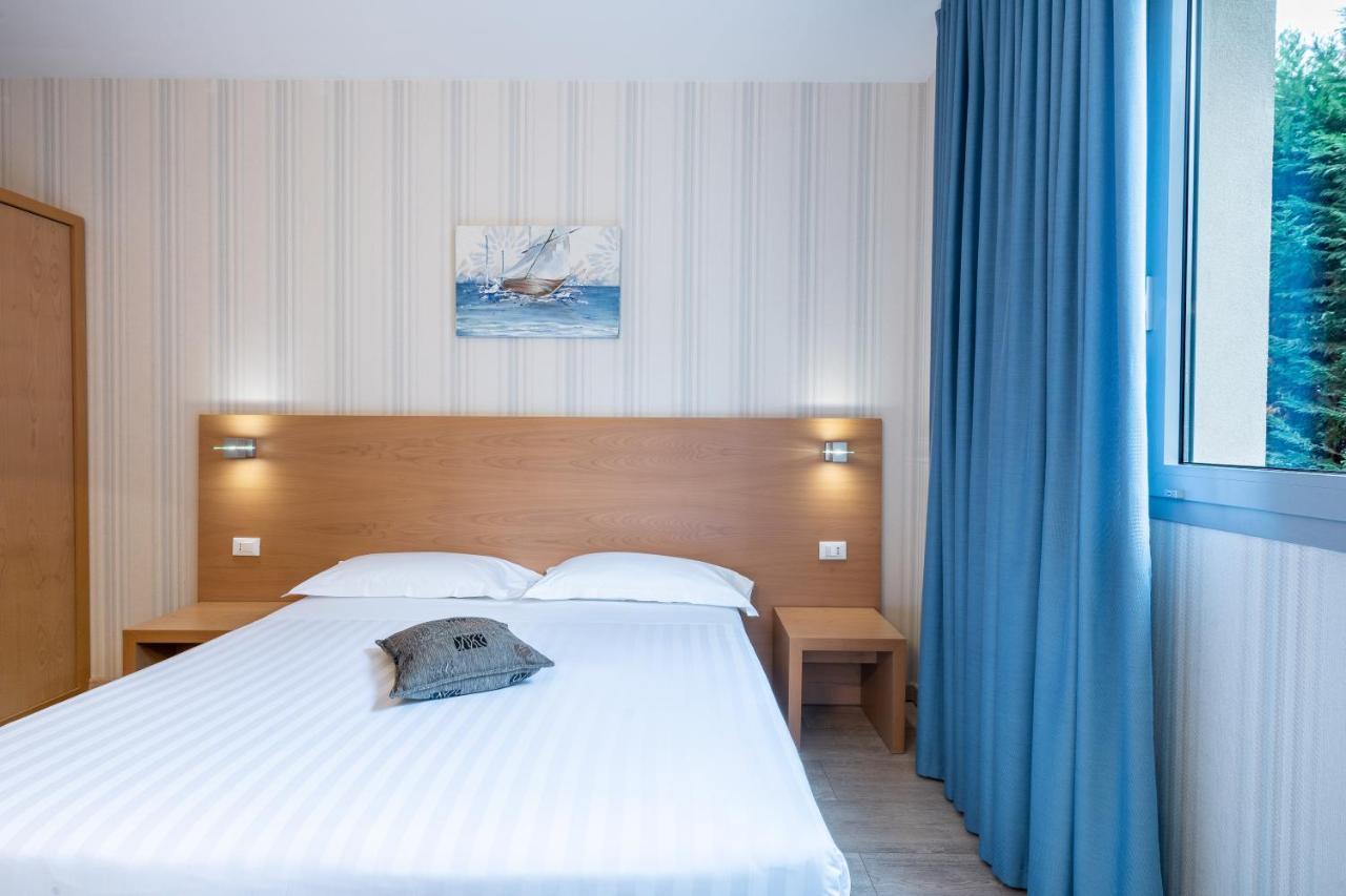 Relais Bellaria Hotel & Congressi Сан-Лаццаро-ді-Савена Екстер'єр фото